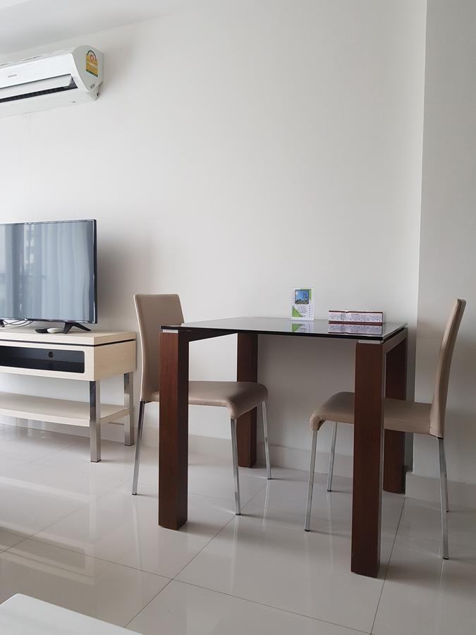 Club Royal Suites Pattaya Eksteriør billede
