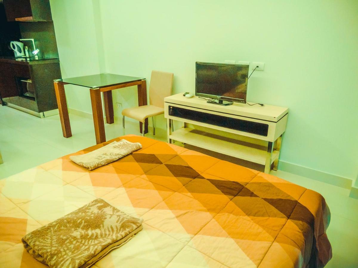 Club Royal Suites Pattaya Eksteriør billede