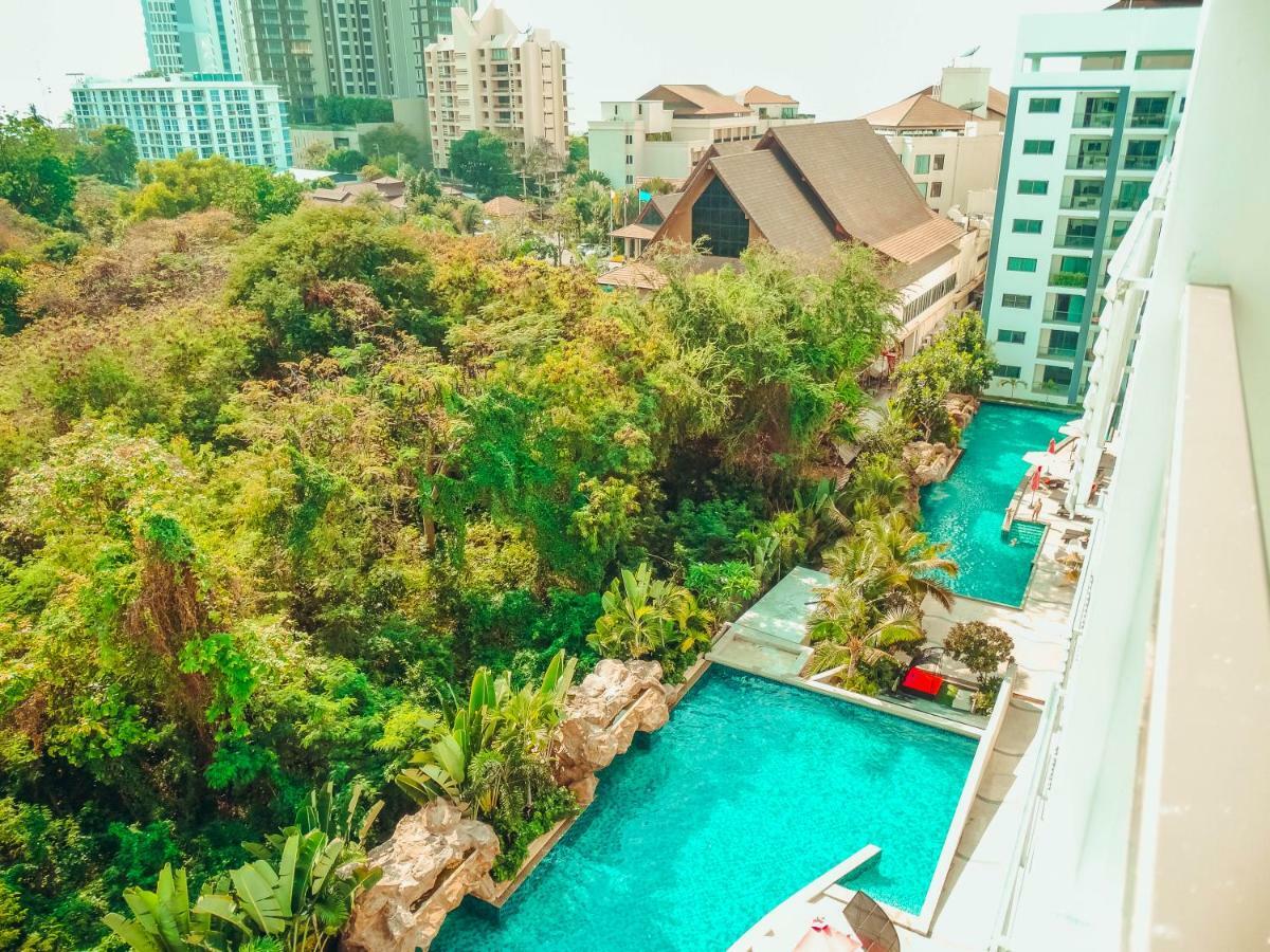 Club Royal Suites Pattaya Eksteriør billede